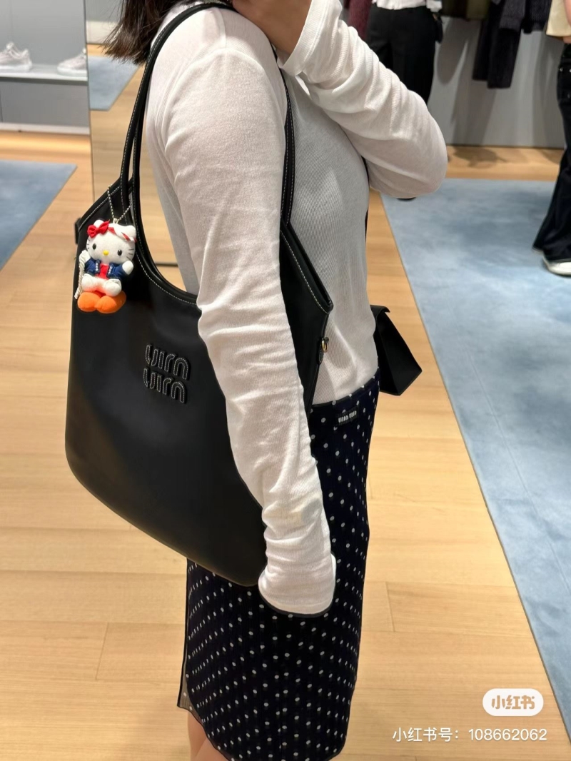 Miu Miu Tote Bags